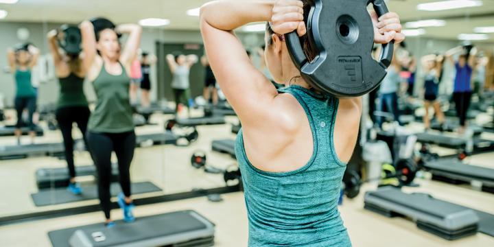 Barbells and weight class at Elmhurst Courts Plus